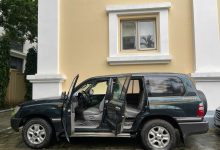 Photo of Công ty Đấu giá Hợp danh 2E HHT Việt Nam Thông báo đấu giá: Xe ô tô con TOYOTA LANDCRUISERGX, 08 chỗ ngồi, số khung: JTEHJ09J145087410, số máy: 1FZ0588249, biển kiểm soát: 80A-000.84 của Văn phòng Bộ Tài chính